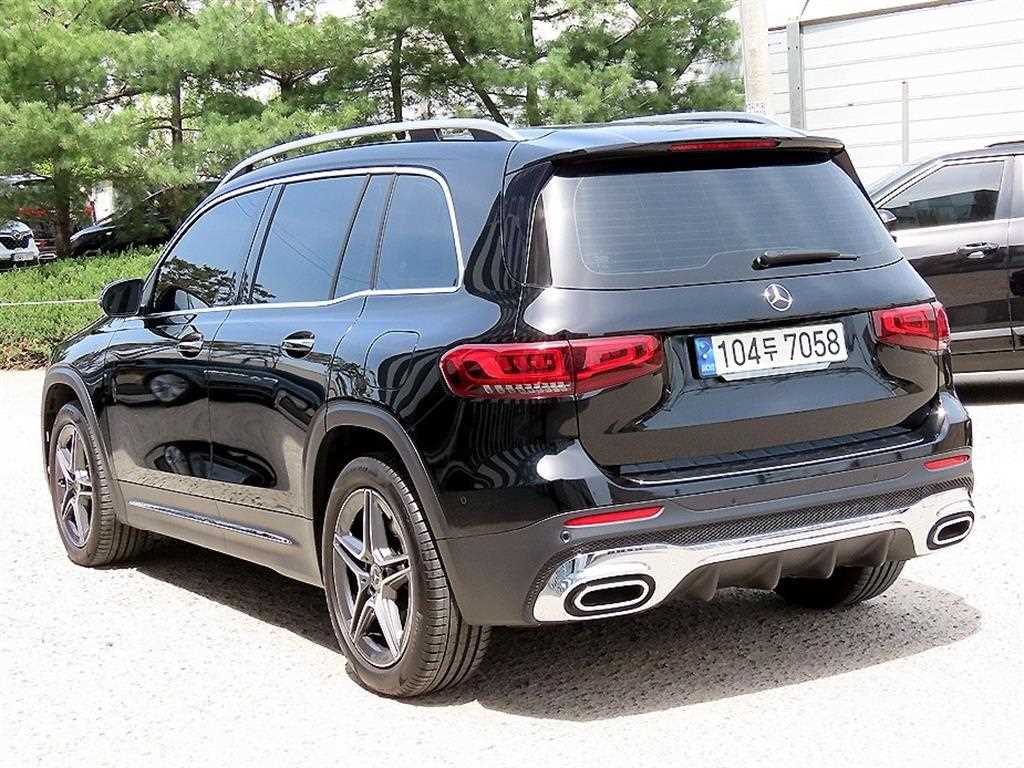 Mercedes Benz GLB Class - Vista 3