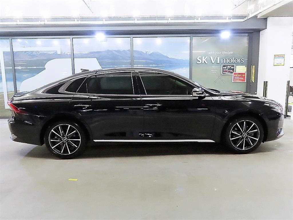 HYUNDAI Grandeur - Vista 3