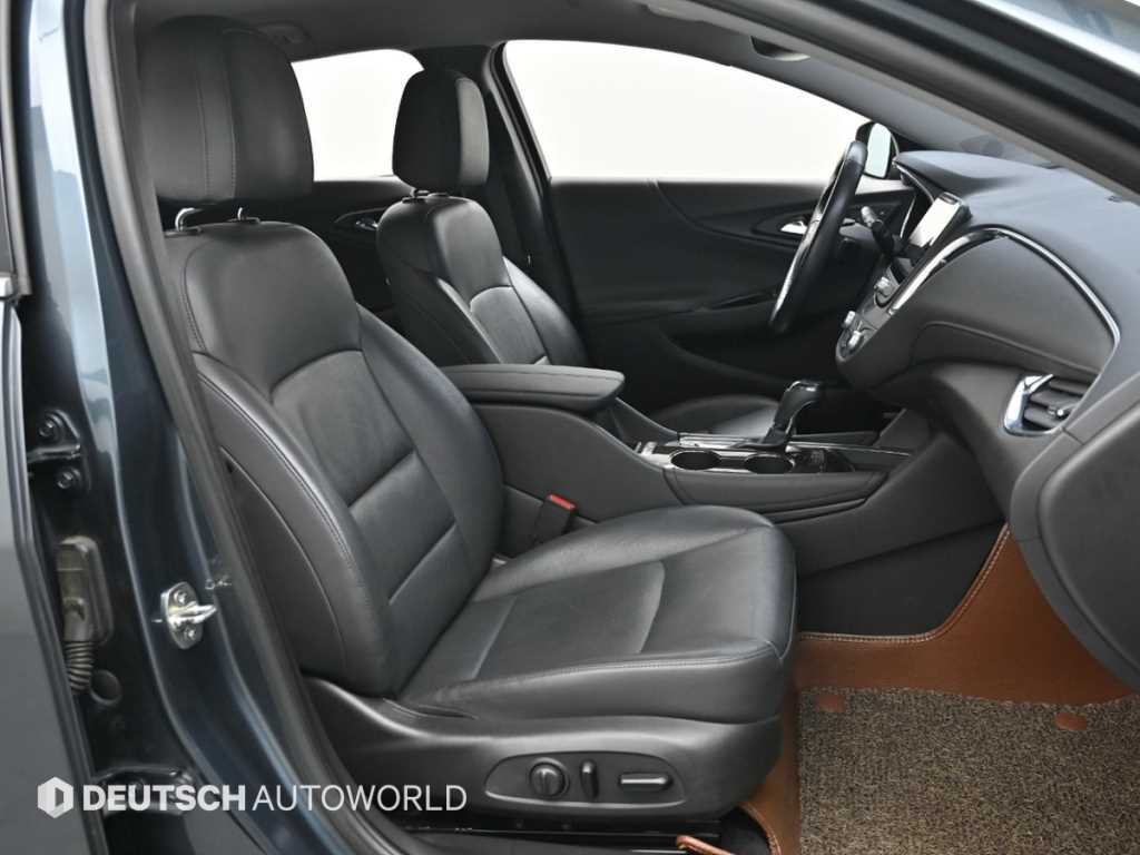 Chevrolet Malibu - Vista 10