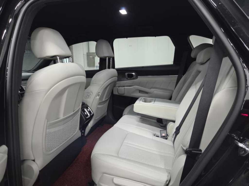 KIA Sorento - Vista 11