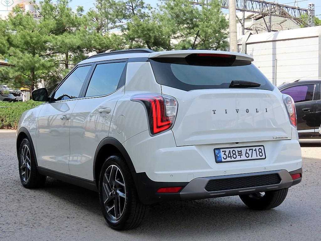 Ssangyong Tivoli - Vista 3