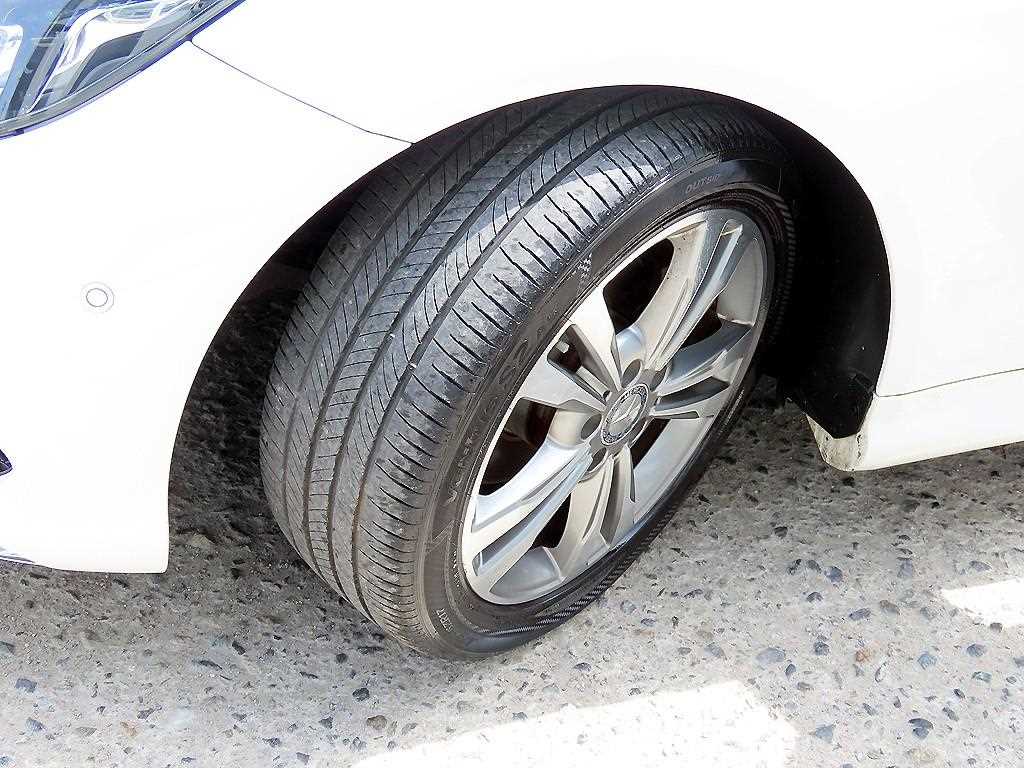 Mercedes Benz E class 2015 - Importación desde Corea - HF Imports Iquique - Foto 20