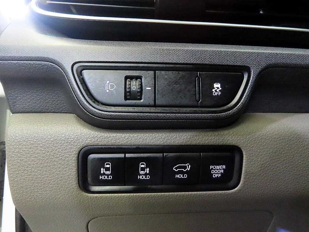 KIA Carnival 2024 Blanco - Importación desde Corea - HF Imports Iquique - Foto 13