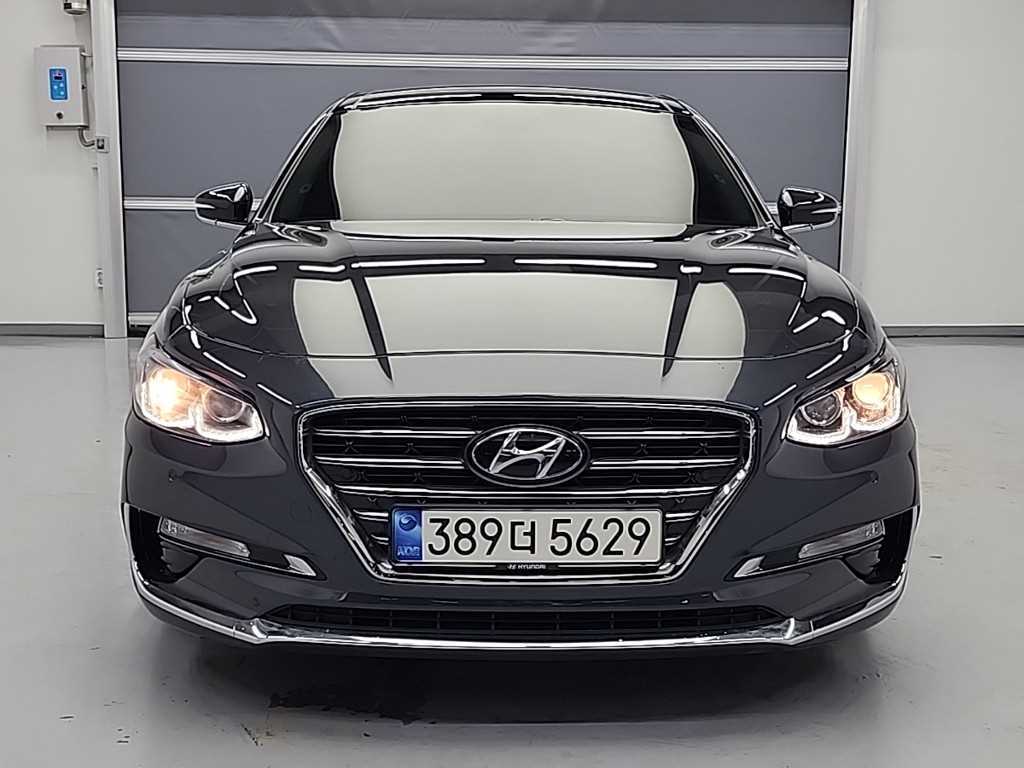 HYUNDAI Grandeur - Vista 2