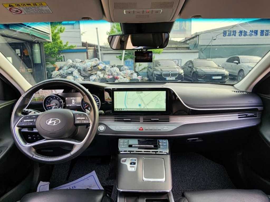 HYUNDAI Grandeur - Vista 6