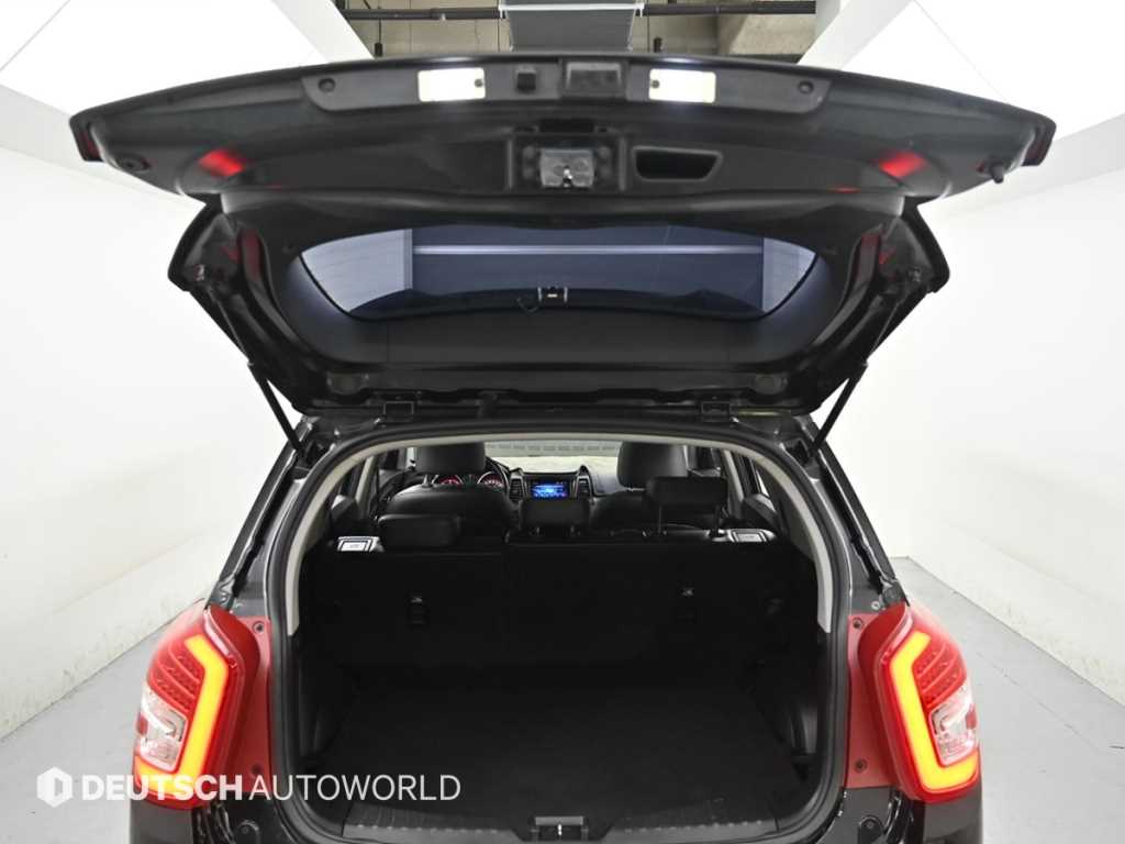 Ssangyong Tivoli 2018 Azul - Importación desde Corea - HF Imports Iquique - Foto 19