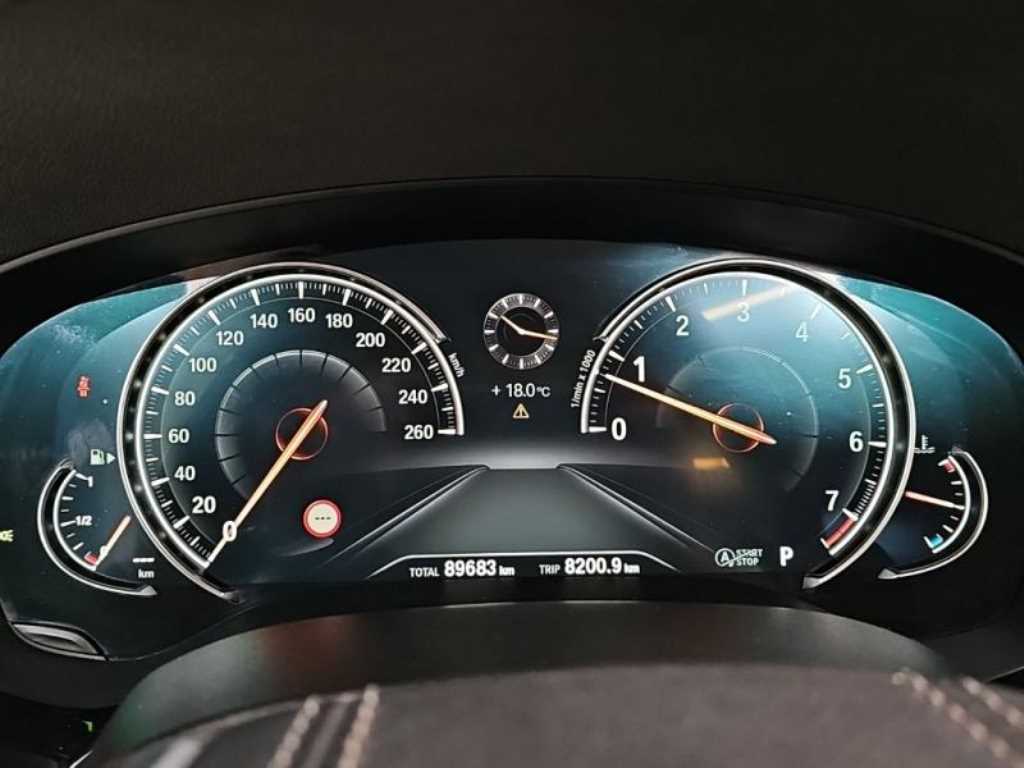 BMW 5 Series - Vista 7