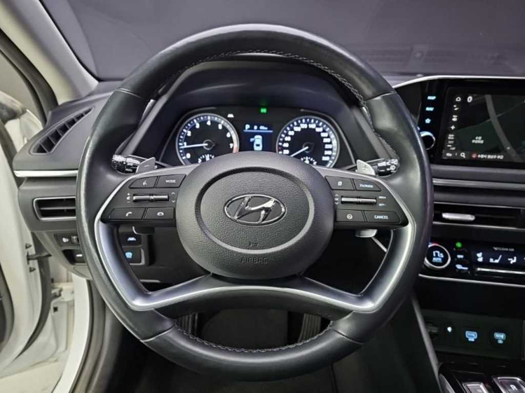 HYUNDAI Sonata - Vista 7