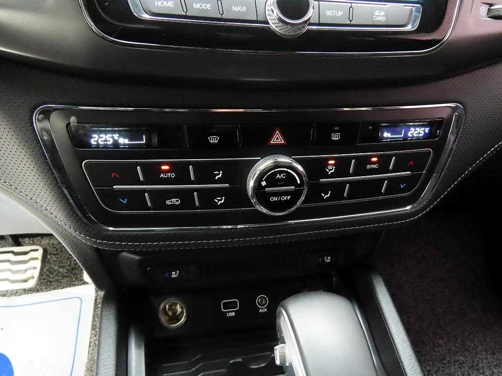Ssangyong Rexton - Vista 9