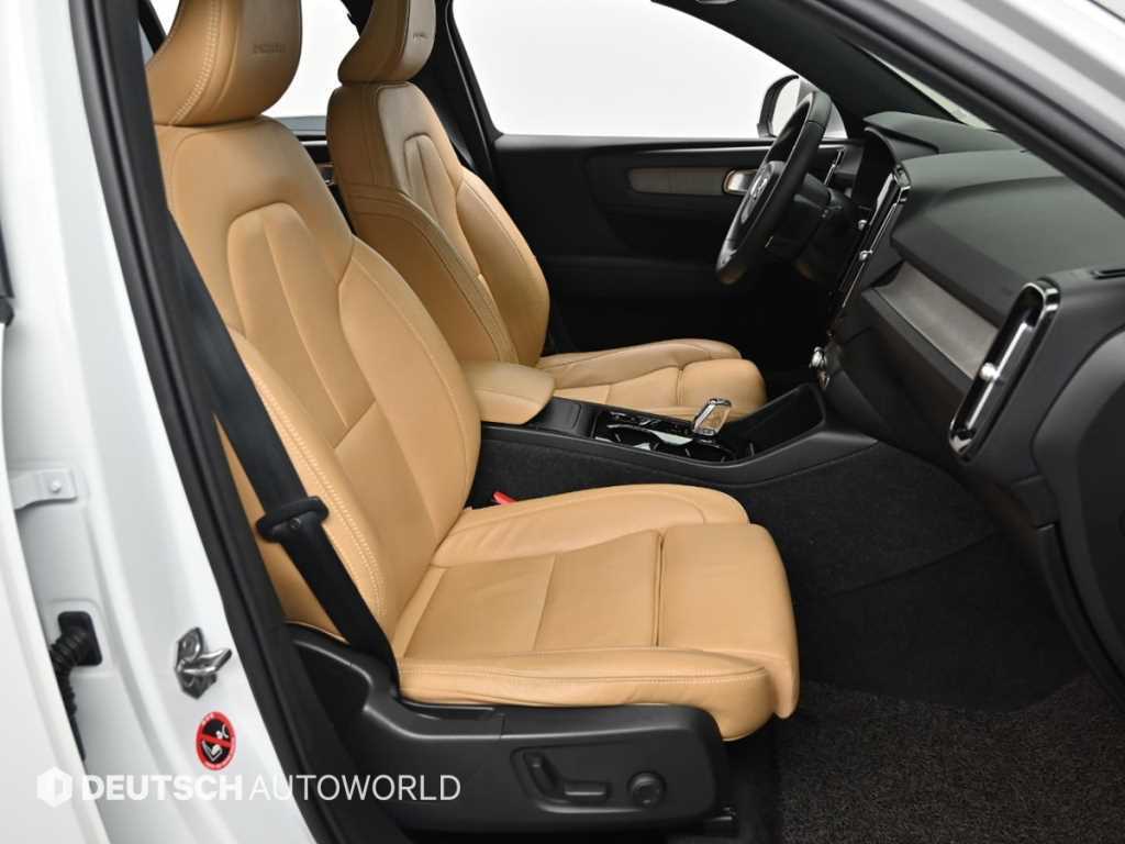 Volvo XC40 - Vista 10