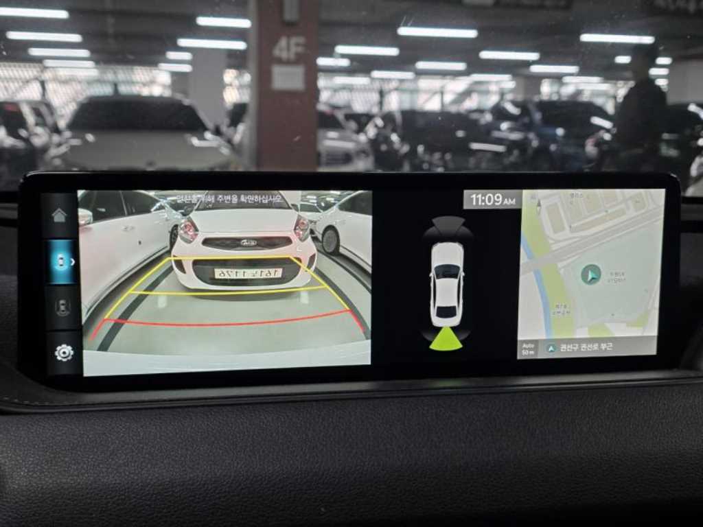 Genesis G80 - Vista 12