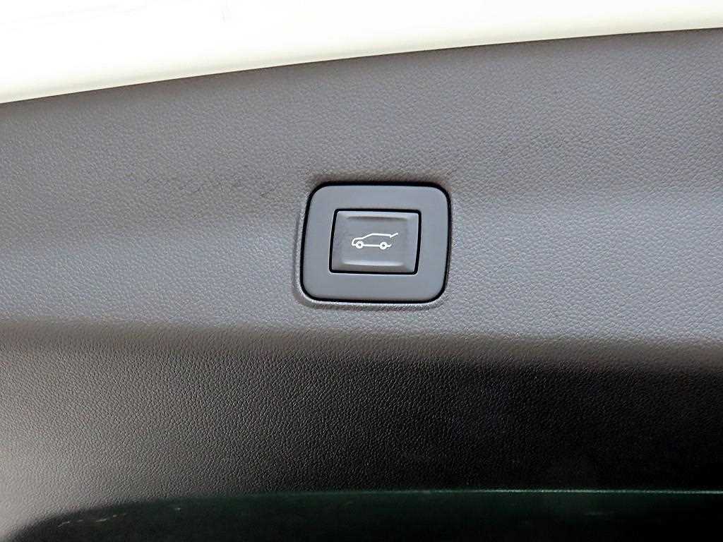 Chevrolet Trail Blazer 2021 Blanco - Importación desde Corea - HF Imports Iquique - Foto 17