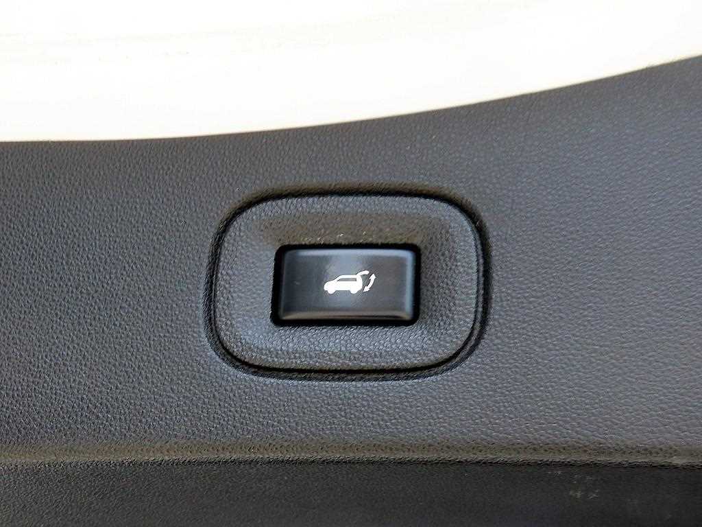 SAMSUNG QM6 2022 Blanco - Importación desde Corea - HF Imports Iquique - Foto 18