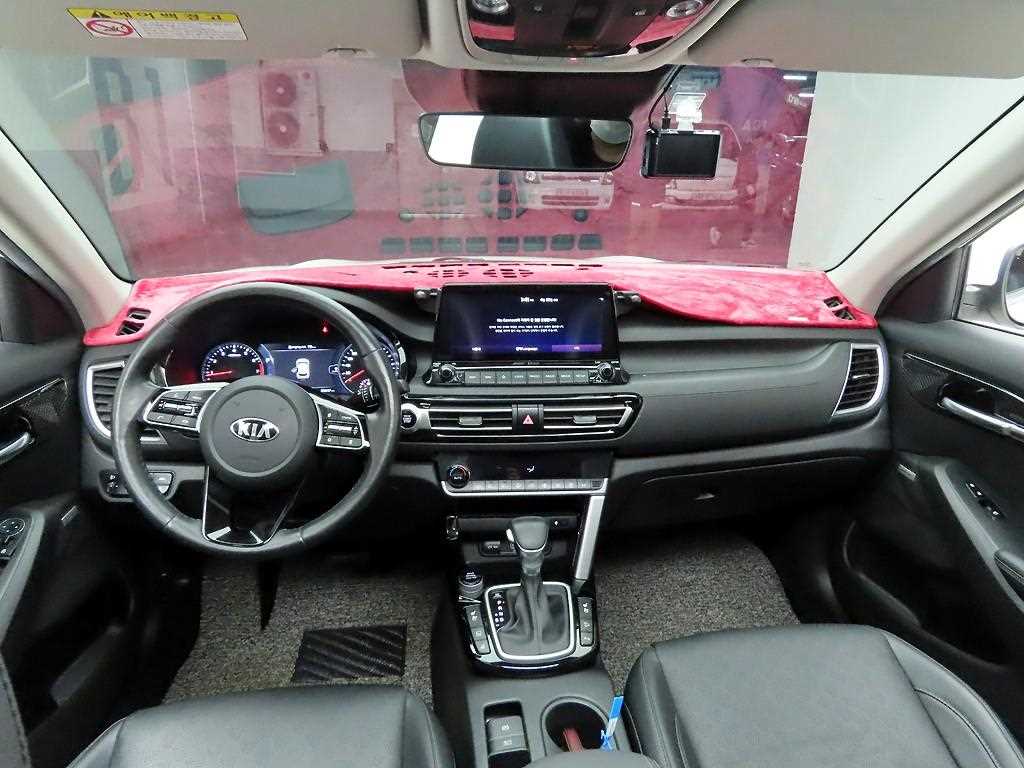 KIA Seltos - Vista 7