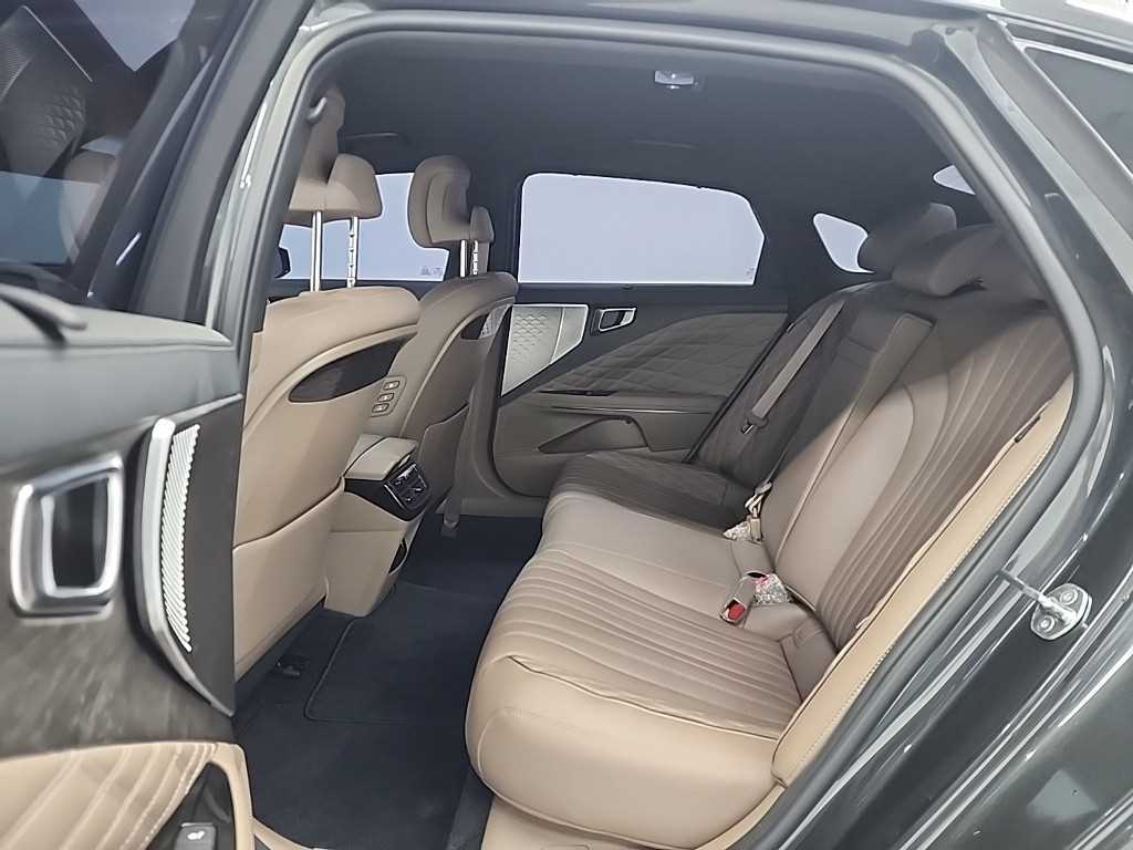 KIA K8 - Vista 12