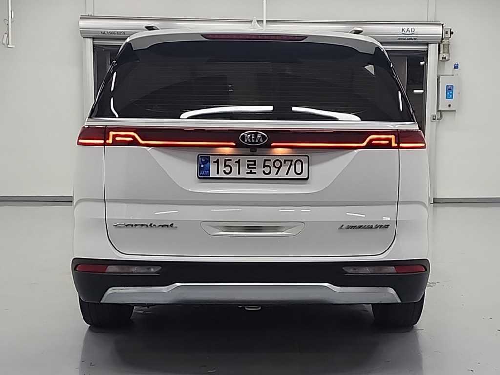 KIA Carnival - Vista 3