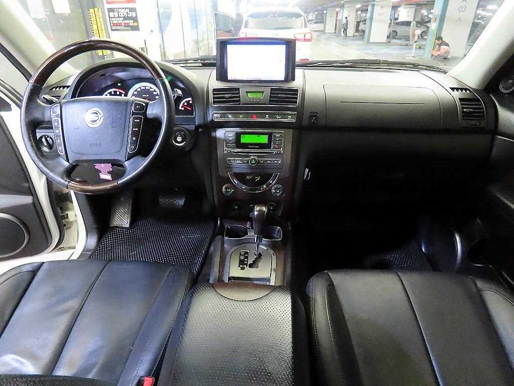 Ssangyong Rexton - Vista 10