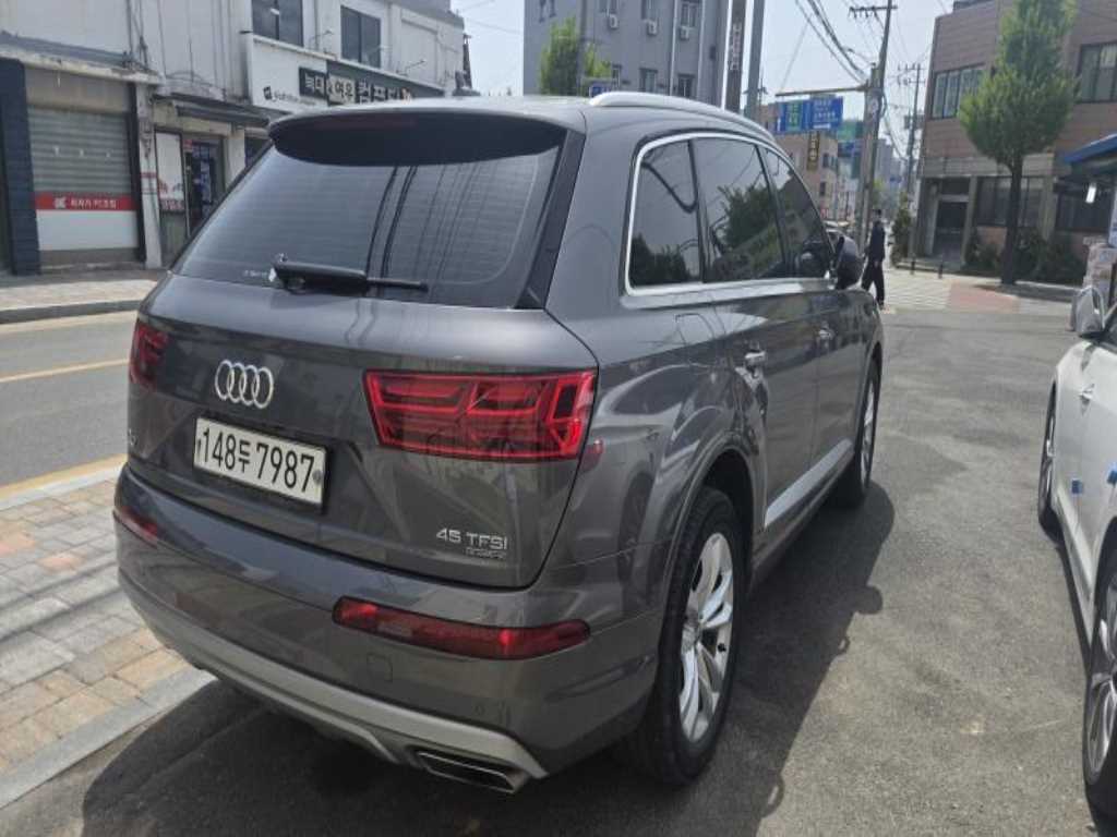 Audi Q7 - Vista 3