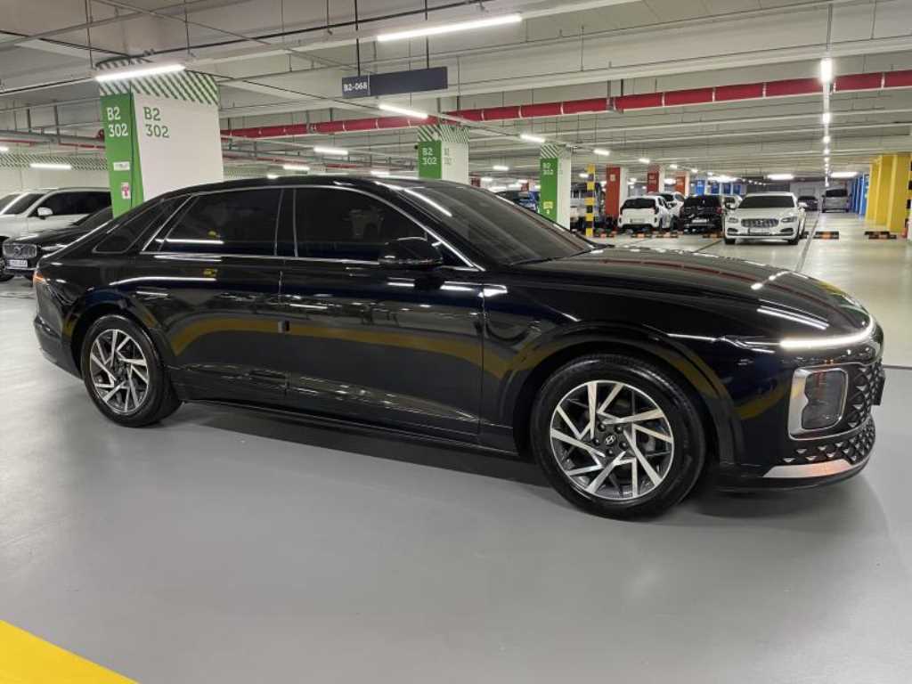 HYUNDAI Grandeur - Vista 2