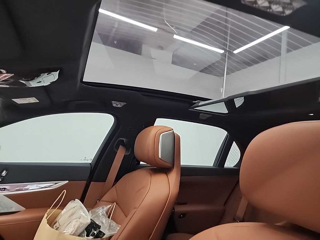 BMW 7 Series 2025 Blanco - Importación desde Corea - HF Imports Iquique - Foto 15
