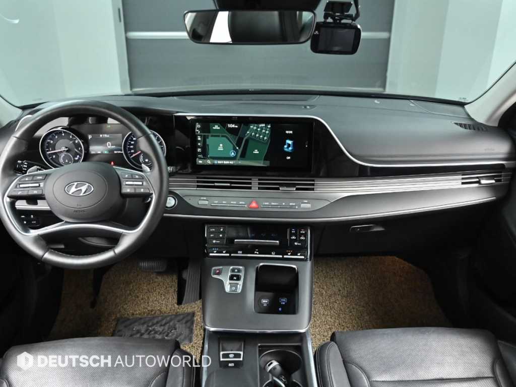 HYUNDAI Grandeur - Vista 7