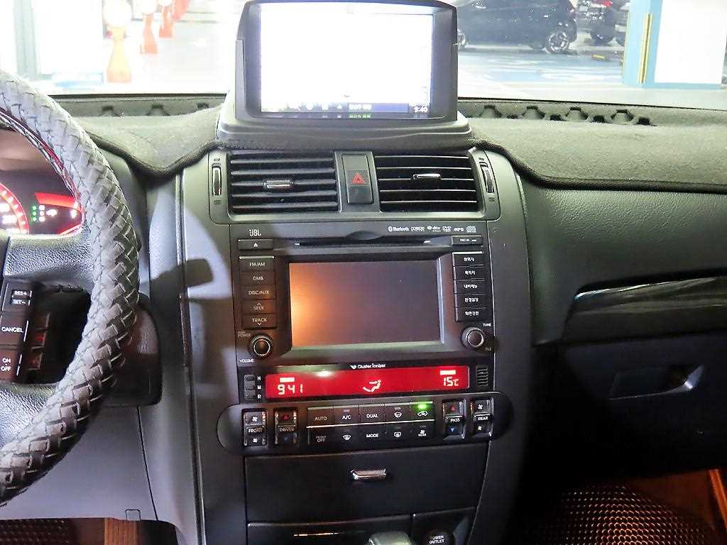 KIA Mohave - Vista 11