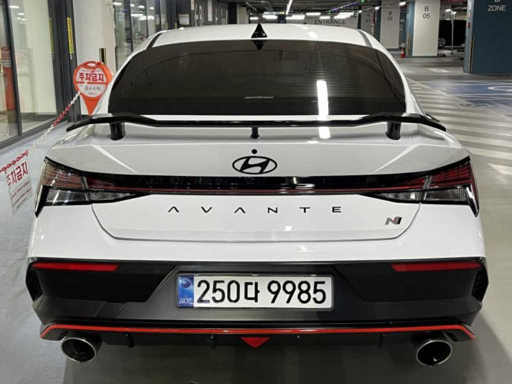HYUNDAI Avante - Vista 5