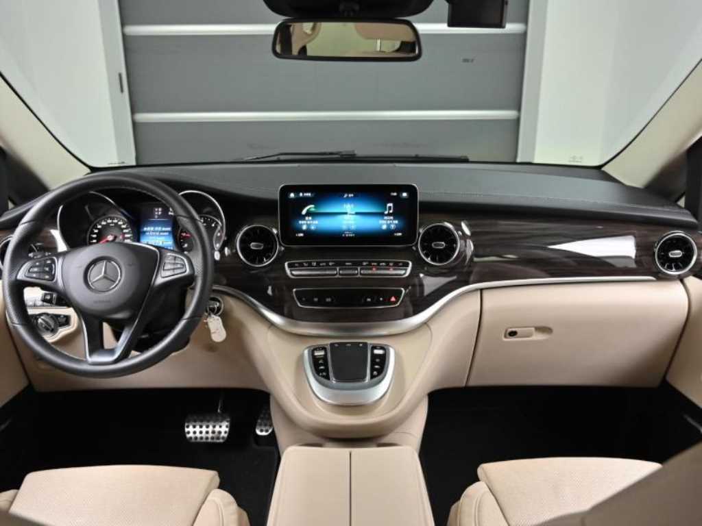 Mercedes Benz V Class - Vista 7