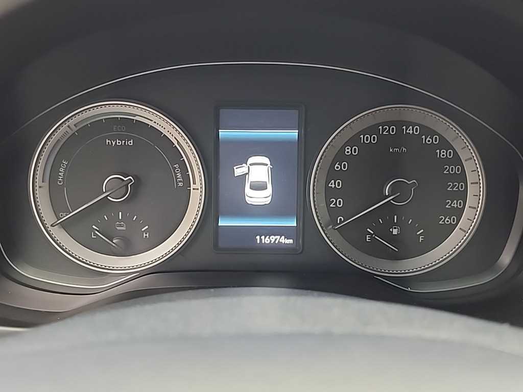 HYUNDAI Grandeur - Vista 6