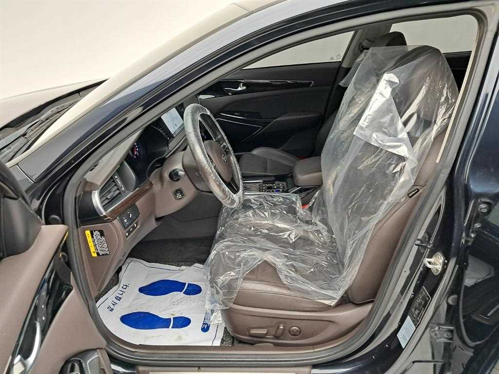 KIA K7 - Vista 11