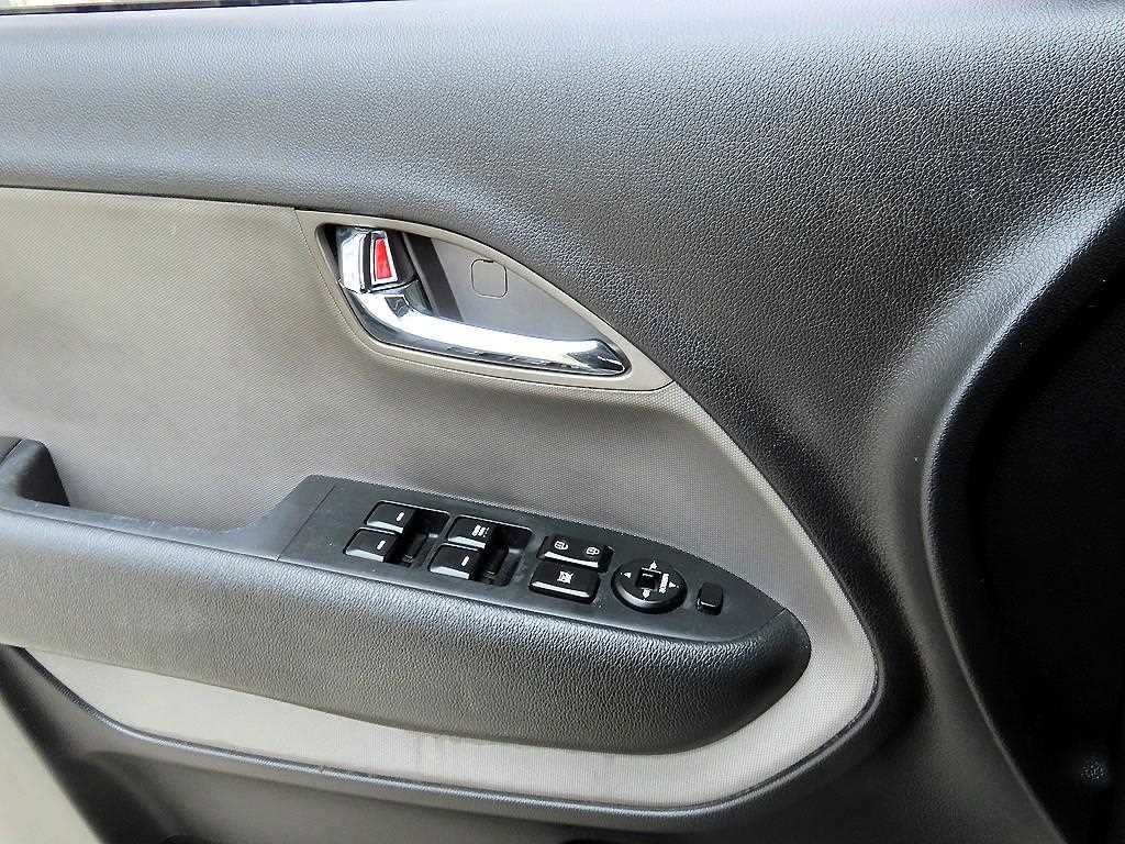 KIA Ray - Vista 12