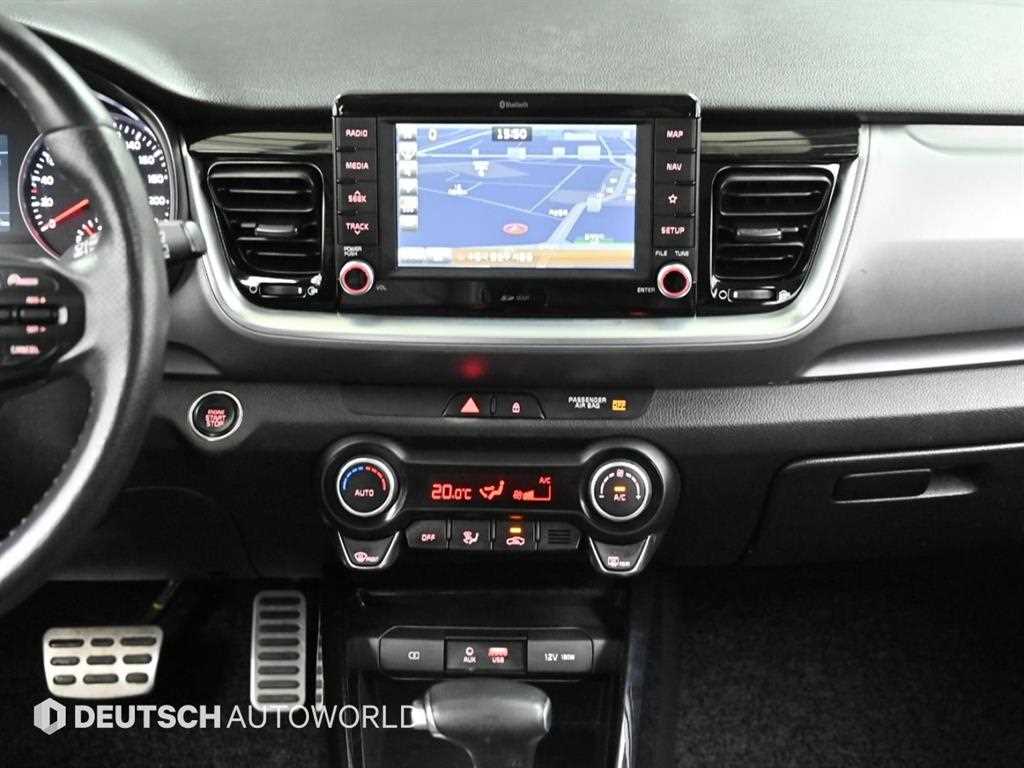 KIA Stonic 2018 Blanco - Importación desde Corea - HF Imports Iquique - Foto 14