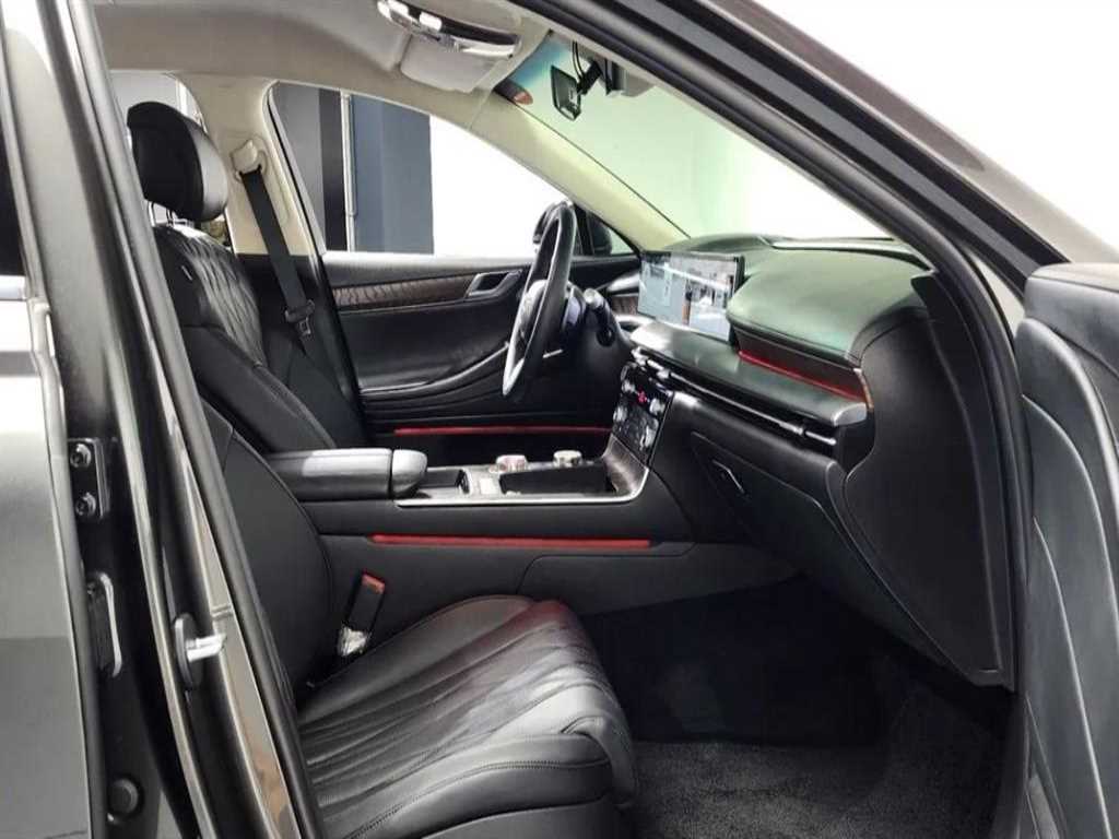 Genesis G80 - Vista 9