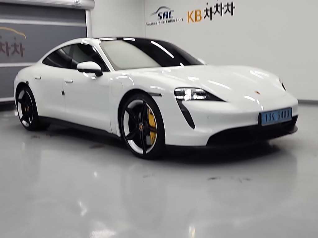 Porsche Taycan - Vista 3