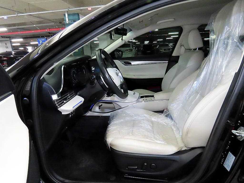 HYUNDAI Grandeur - Vista 6