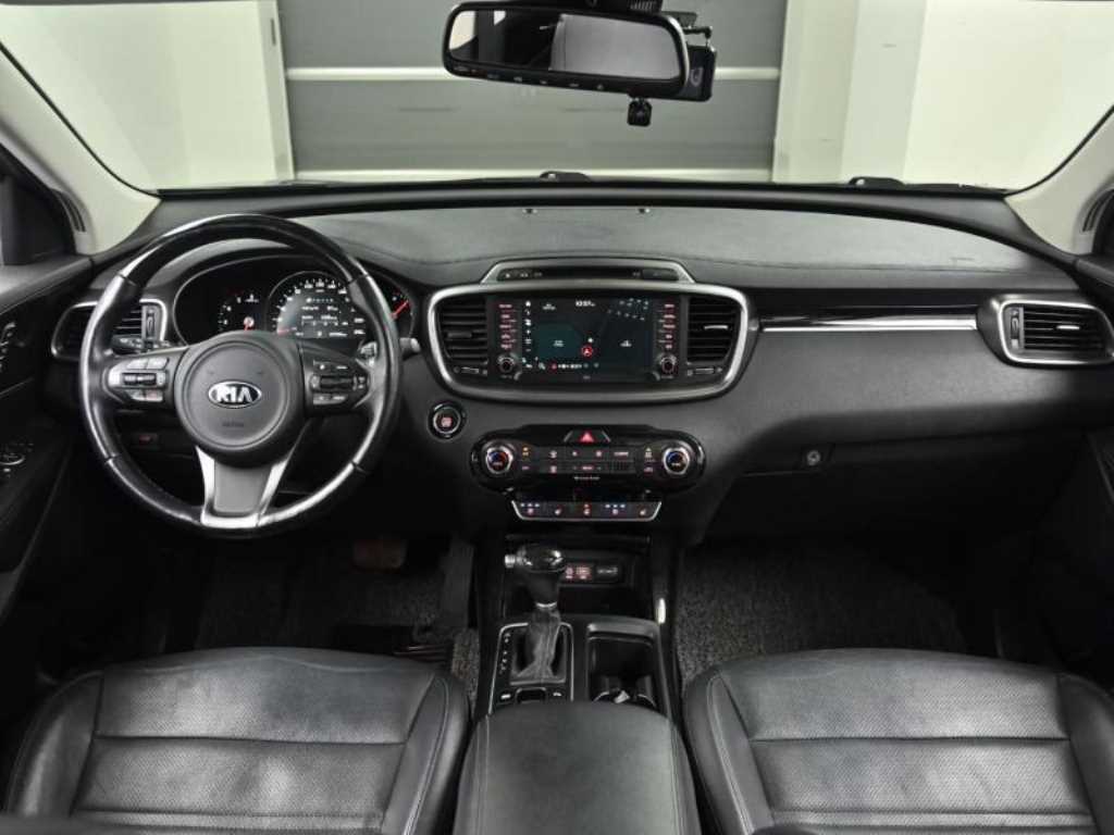 KIA Sorento - Vista 7