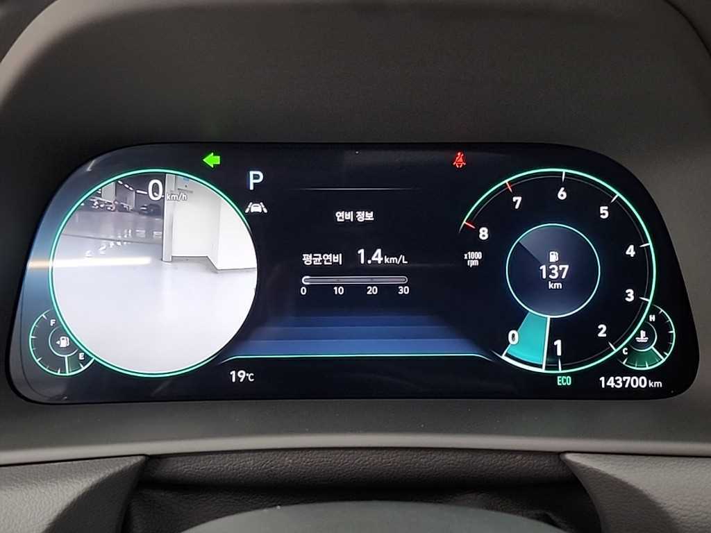 HYUNDAI Sonata - Vista 6