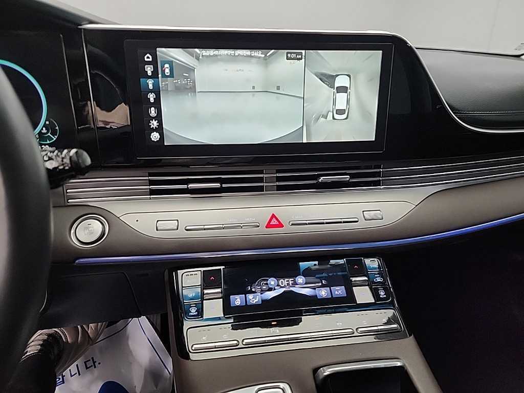 HYUNDAI Grandeur - Vista 10