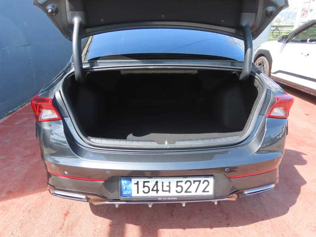 KIA K5 - Vista 5