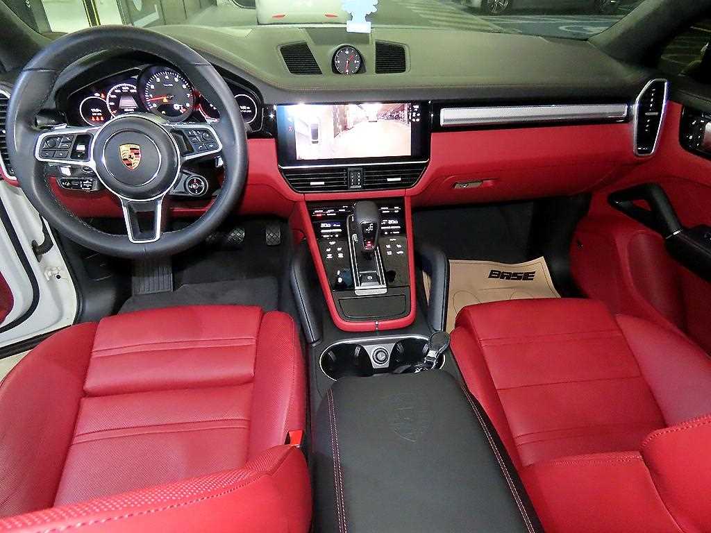Porsche Cayenne - Vista 10