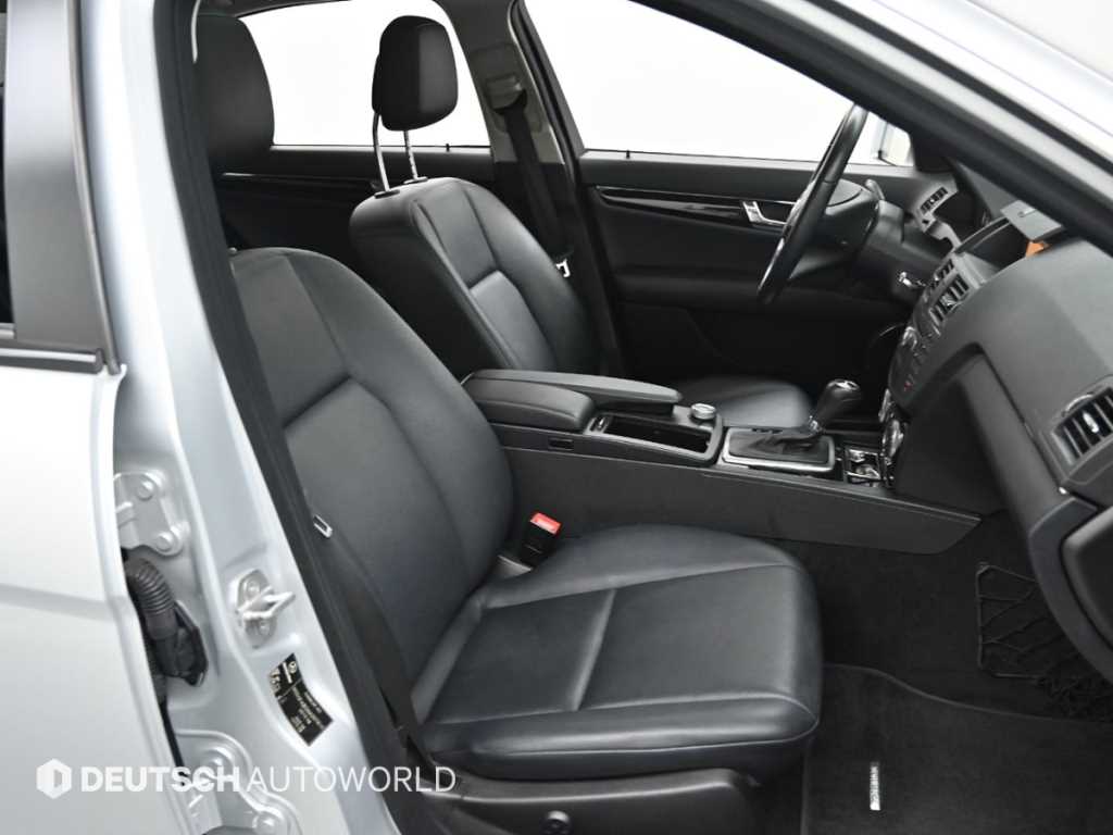 Mercedes Benz C Class - Vista 10