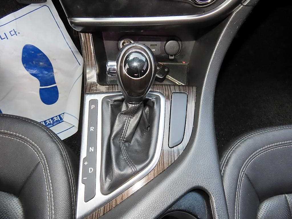 KIA K5 - Vista 10