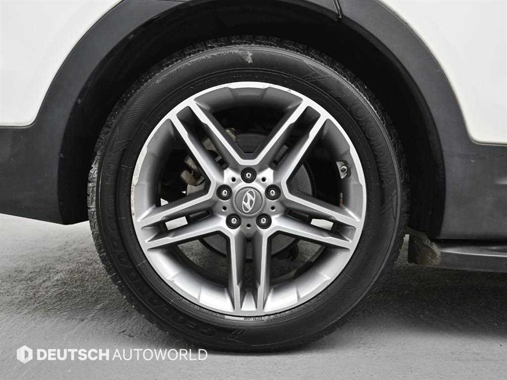 HYUNDAI Maxcruz - Vista 5