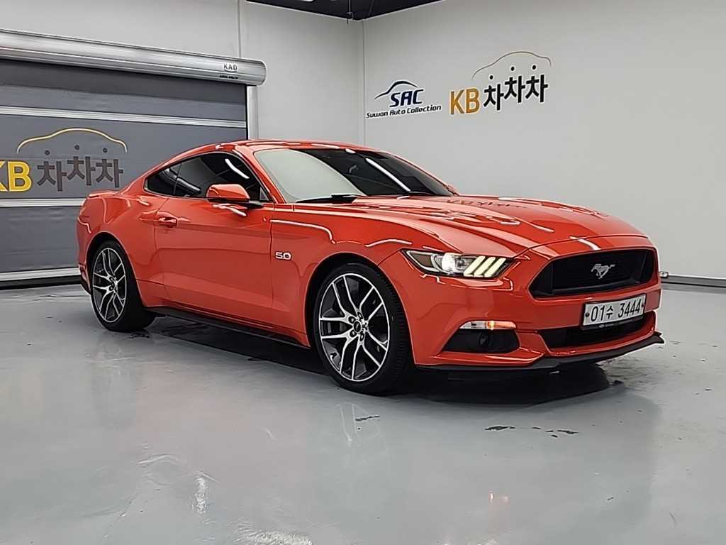 Ford Mustang - Vista 4