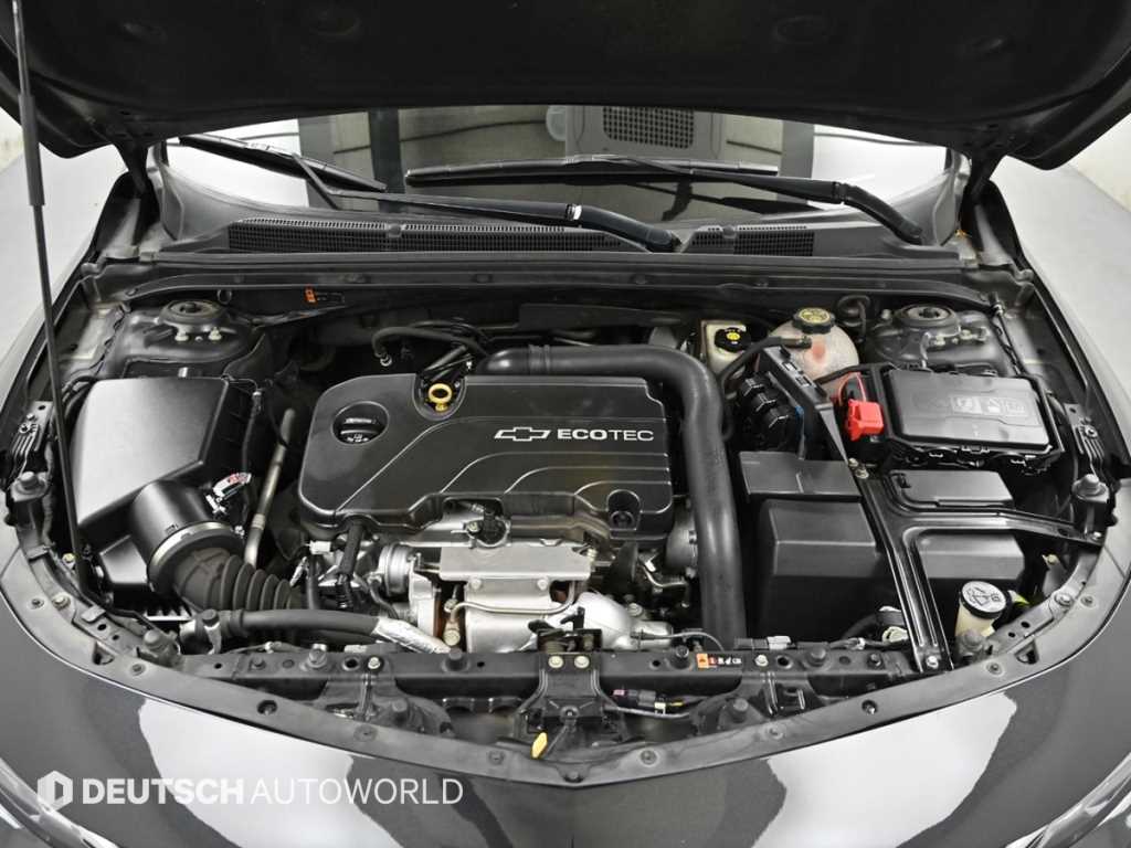 Chevrolet Malibu - Vista 6