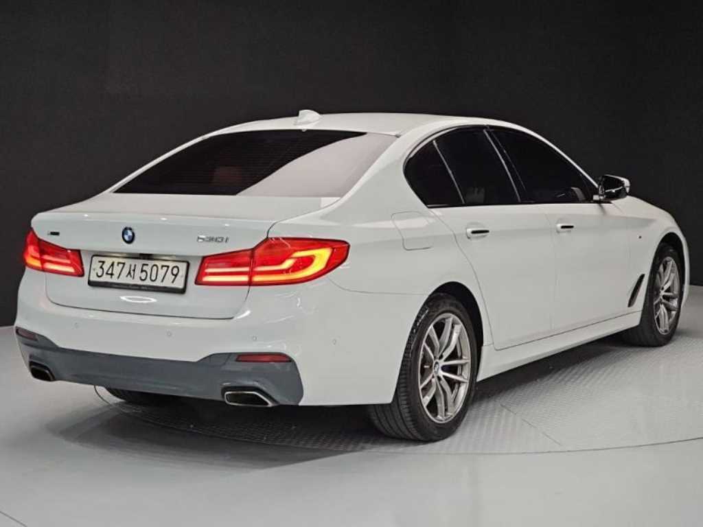 BMW 5 Series - Vista 4