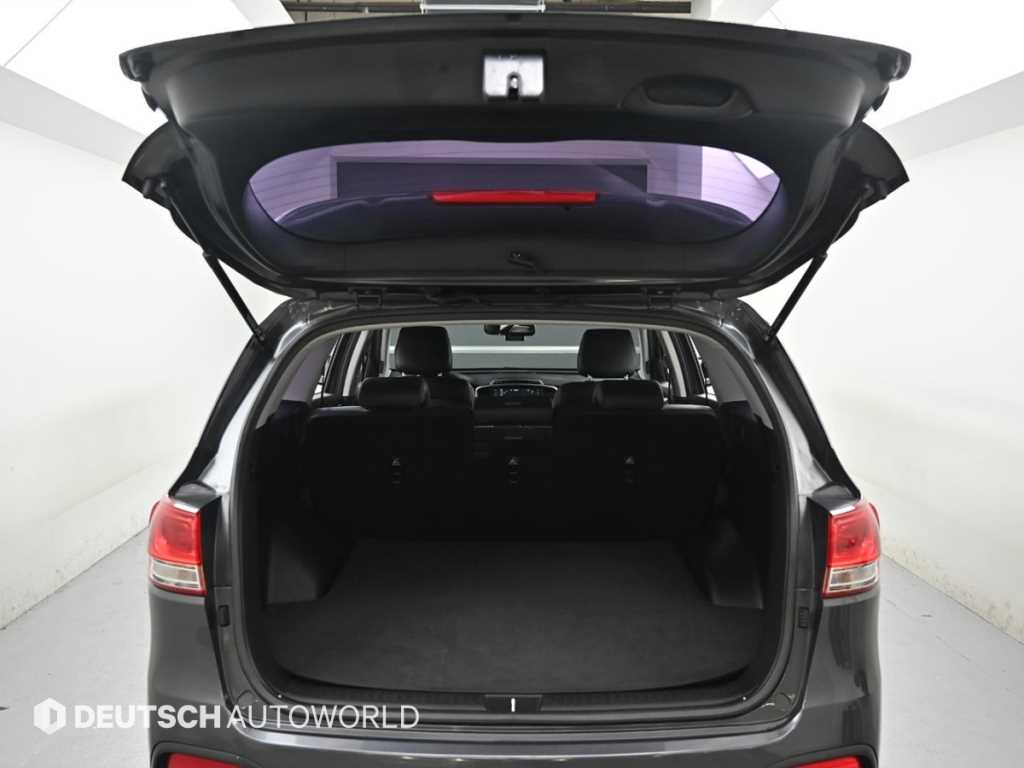 KIA Sorento 2016 Gris - Importación desde Corea - HF Imports Iquique - Foto 19