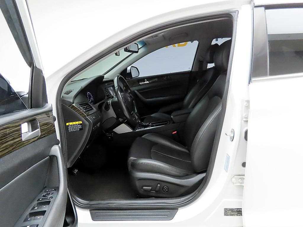 HYUNDAI Sonata 2016 Blanco - Importación desde Corea - HF Imports Iquique - Foto 13