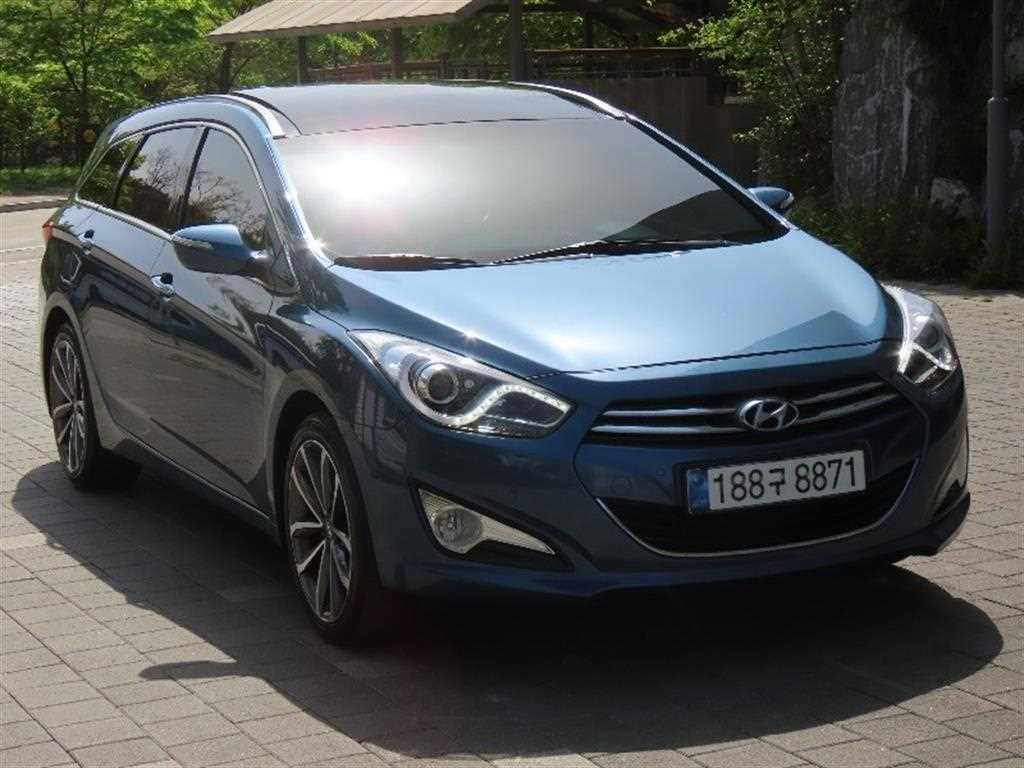 HYUNDAI i40 - Vista 2