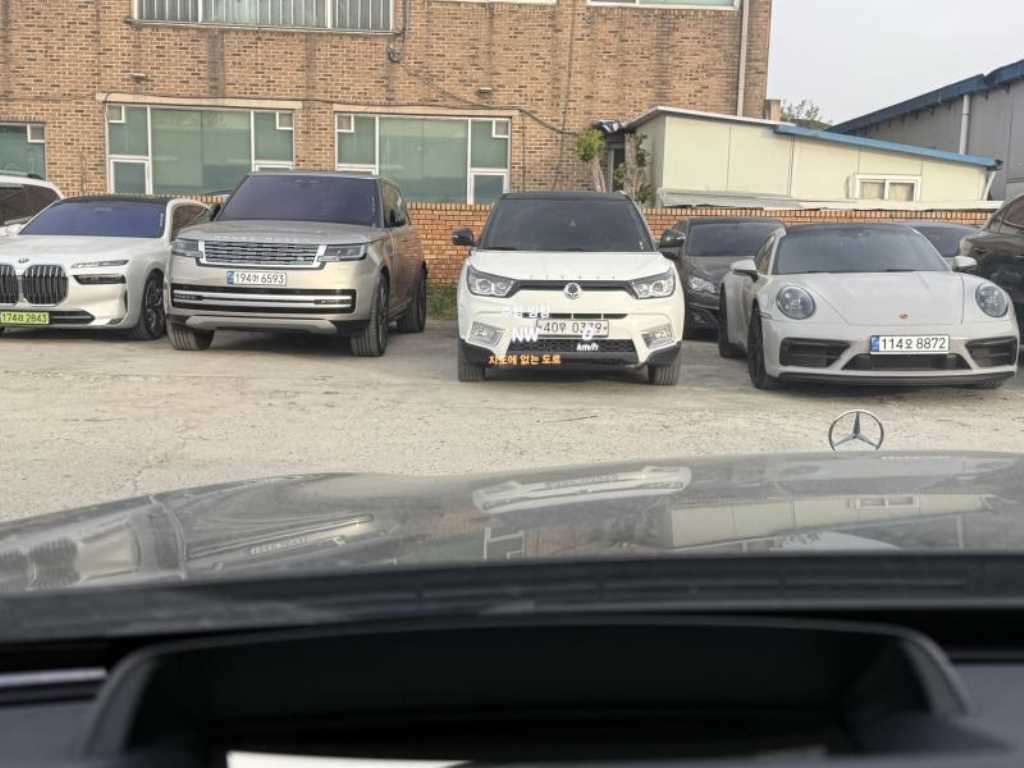 Mercedes Benz S Class - Vista 12